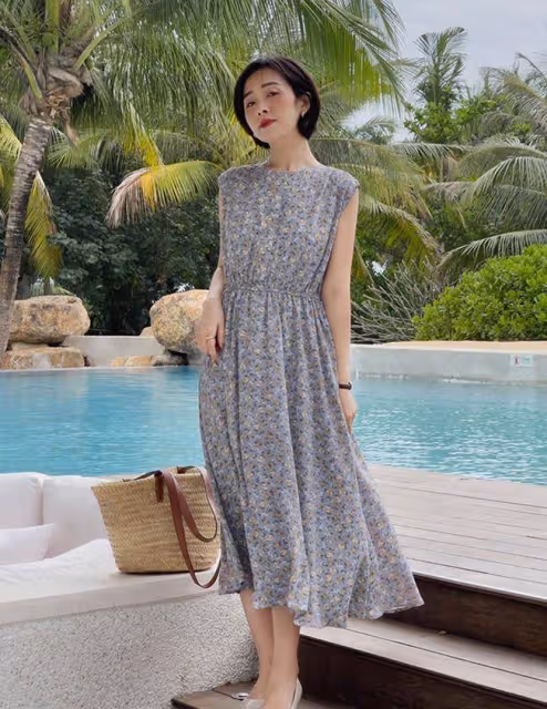 夏天,穿涼鞋就得搭「裙子」!今年這樣穿,優雅高級,演繹輕熟風