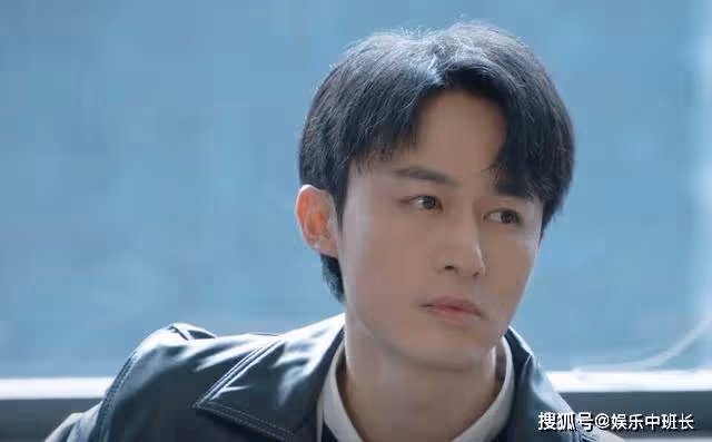 《三分野》徐燕時被停職調查,向園怒懟黎沁,亮出自己真實身份