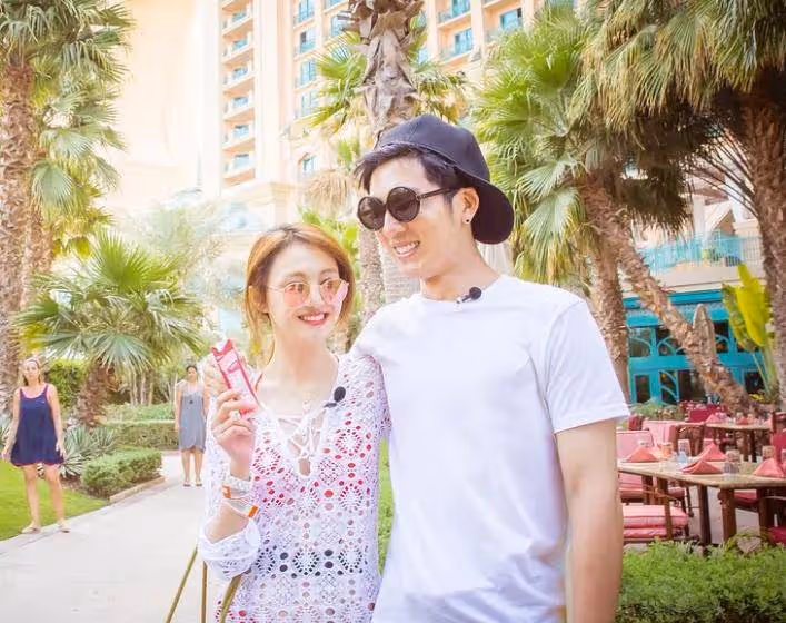 《嚮往5》導演好敢說，自曝是直男，不喜歡35歲以下女藝人化妝