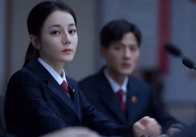 佟大為調侃《公訴》片酬再高,也不和熱巴同台,理由笑翻全場