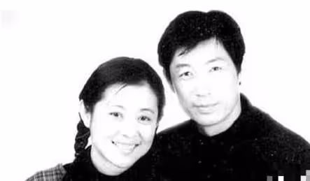61歲倪萍為兒子「傾家蕩產」,隱瞞女兒從不提起,原來另有苦衷