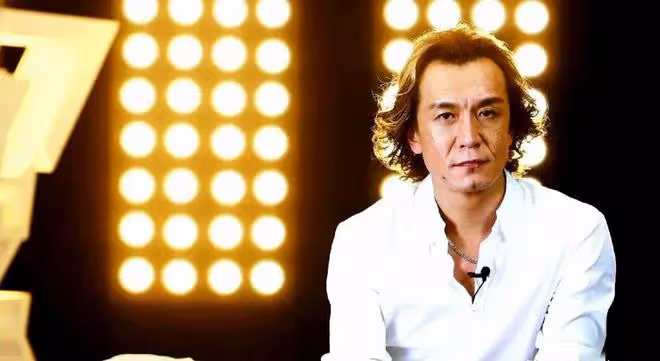 哈文:時隔五年風光回國,多年謎團終解開,李詠卻長眠於異國他鄉