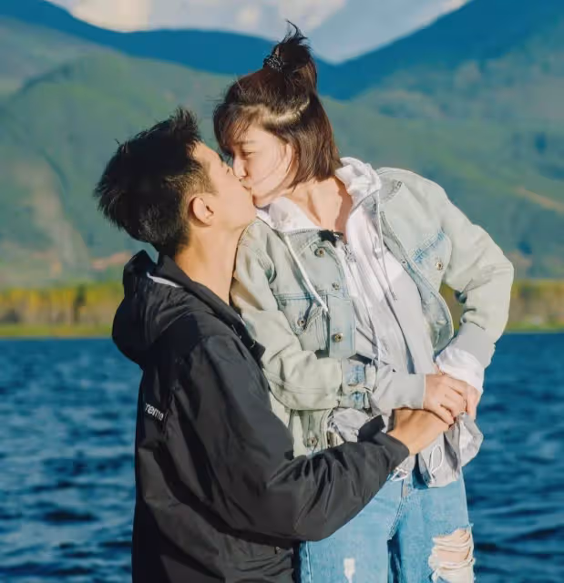 恭喜!闞清子獲男友求婚成功,浪漫唯美現場首曝光,男方來頭不小