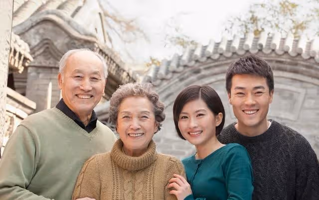 和親家公搭夥過日子,第一天就被立規矩,大媽怒懟:你自己過吧