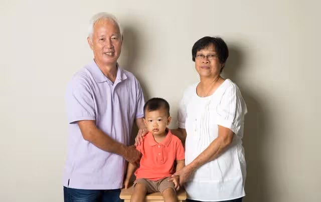 和親家公搭夥過日子,第一天就被立規矩,大媽怒懟:你自己過吧