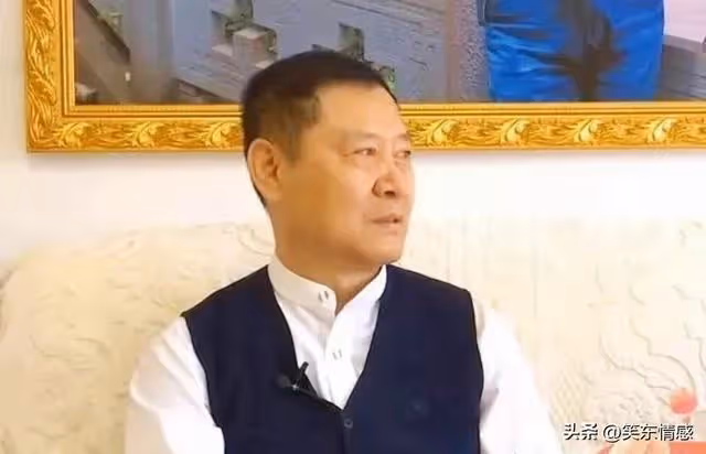 大媽退休金4500塊錢,要找英俊帥氣又愛她的老伴:我不缺錢只缺愛