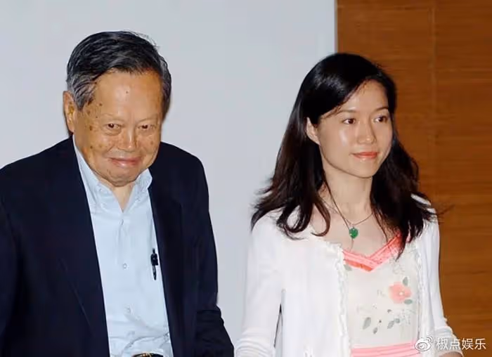 101歲楊振寧最新露面!曝已分配好18億遺產,支持翁帆以後改嫁