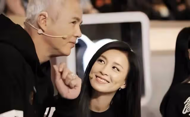 張庭夫婦最新近況：女兒已從上海轉學新加坡，貴族學校學費天價