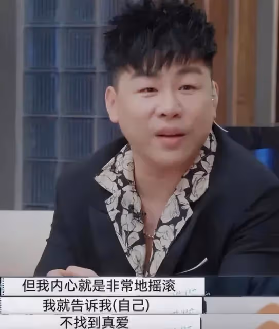 胡彥斌疑與助理戀愛,女生正臉曝光,兩人吃飯約會連續多日同回家
