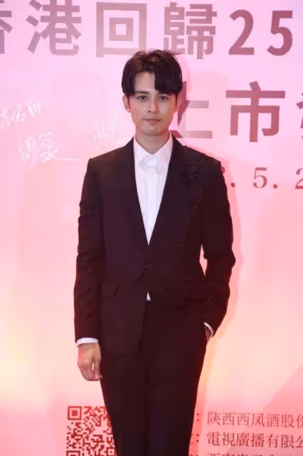 被指分手後首同台！TVB緋聞情侶現場零交流，男方更當女方透明