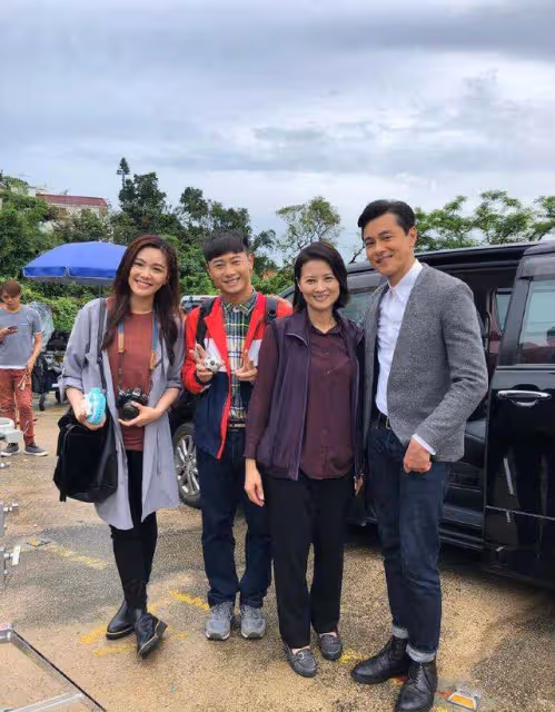 首屆亞姐冠軍曬與子女旅行照!與前夫離婚多年,曾多次遭到家暴