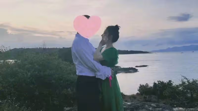 闞清子被求婚，傳男友是公司老闆，周浩曬圖闢謠並祝福闞清子