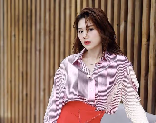 香港知名女星被質疑患病,突然瘦成紙片人,上圍縮水明顯變平板胸
