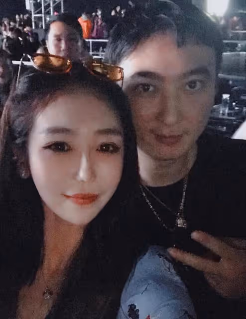 王思聰酒吧拽女生頭髮,更多惡劣行徑曝光,這一次他被扒的底朝天
