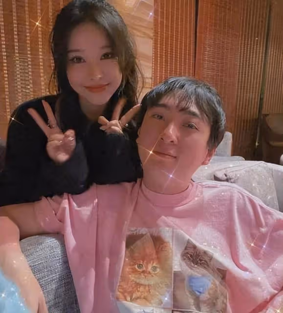 王思聰酒吧拽女生頭髮,更多惡劣行徑曝光,這一次他被扒的底朝天
