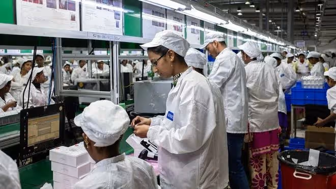 又賴著不走了?郭台銘敗走海外重回鄭州,曾揚言自己給大陸賞飯吃