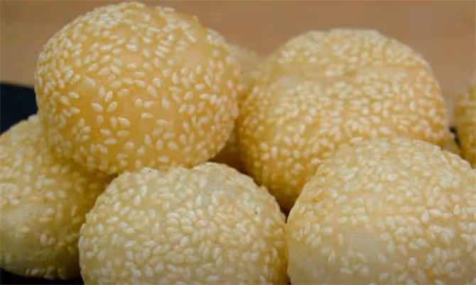 麻團想要空心有訣竅,掌握3個技巧,個個飽滿不開裂,太好吃了