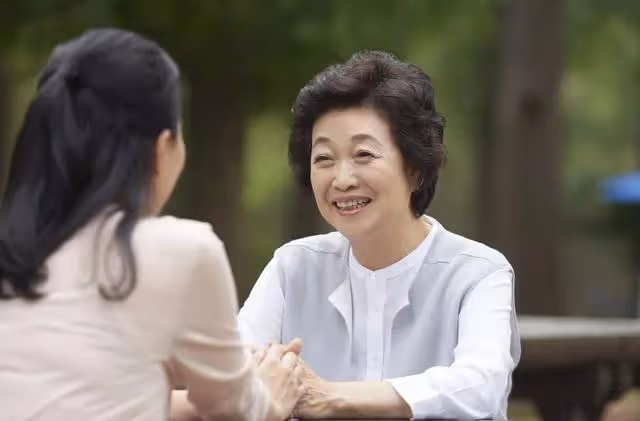 五一和弟弟一家去旅行，說好了平攤，我把帳單發給弟弟，他沉默了
