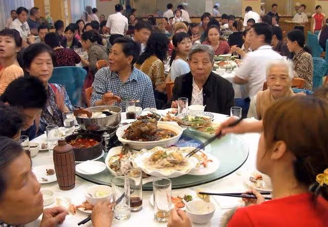我車禍住院,弟弟妹妹都不來看望我,參加外甥的婚禮後懂了