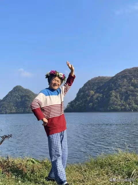 70歲阿姨,旅行16年花70萬,三個兒女斷絕來往,把百萬房產送侄子