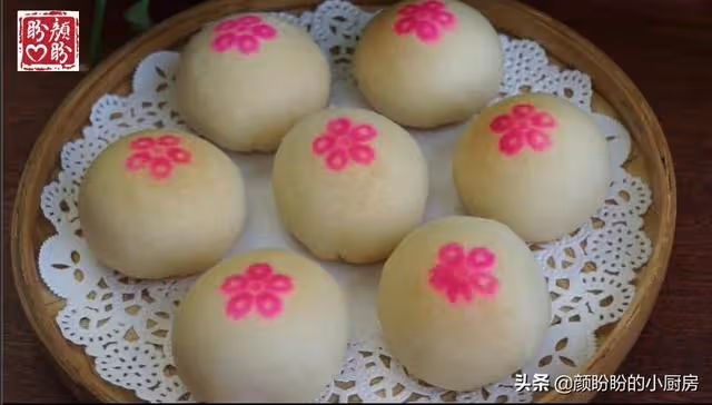 古早綠豆酥,外皮酥脆,內餡軟綿香甜,做法也很簡單!