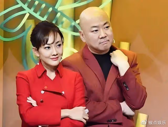 她是知名演員,事業期裸婚普通丈夫,50歲靠演郭麒麟「媽媽」翻紅