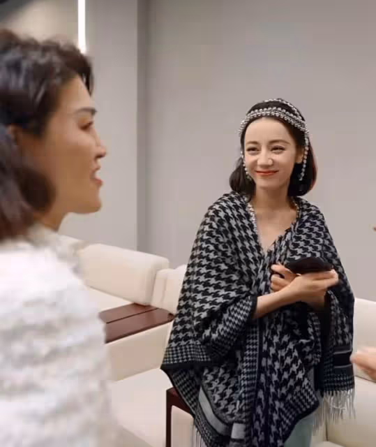 芭莎晚宴缺少名場面，蘇芒離職後走下沒落，新主編被指沒氣場