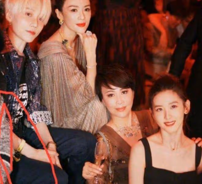 芭莎晚宴缺少名場面，蘇芒離職後走下沒落，新主編被指沒氣場