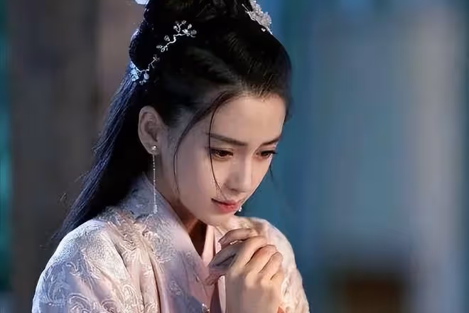 這一次,34歲楊穎給「離異女明星」敲響了警鐘