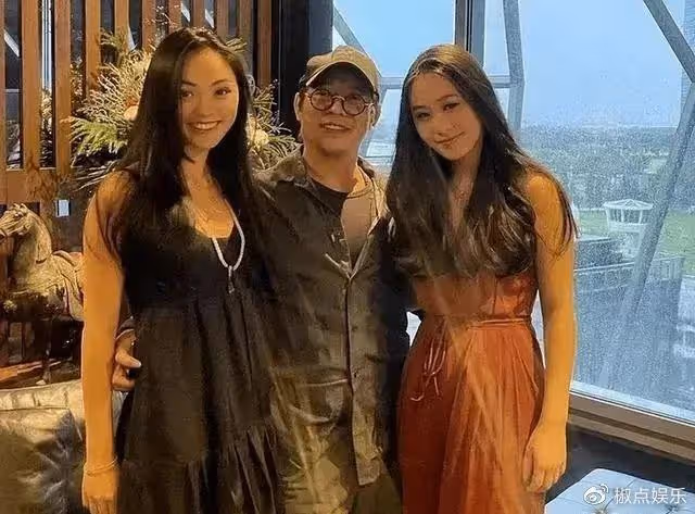 60歲李連杰近況曝光:臉部浮腫,老到脫相太嚇人,回國撈金被罵慘