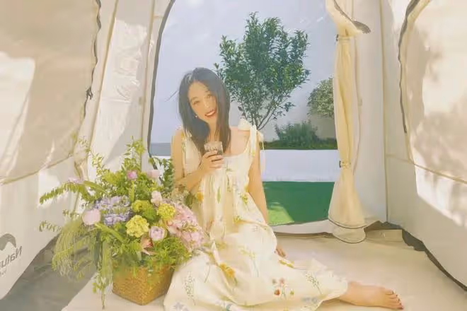闞清子海邊被求婚,男方因穿著被質疑性取向,網友擔心女方被騙婚