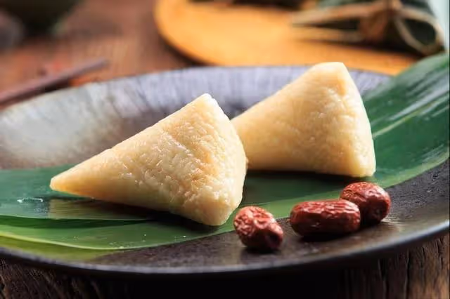 煮粽子,只用清水是大錯,多放2樣,軟糯香甜不夾生,營養不流失