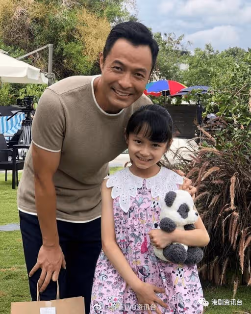 童年版黃智雯11歲鍾嘉佑！一秒爆喊演技驚人讀名校英文超強曾奪演講比賽獎項