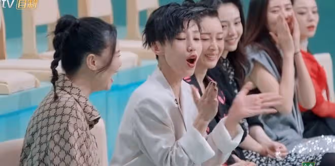 吳倩退賽風波愈演愈烈，《浪姐4》一反常態，將她的鏡頭幾乎剪光