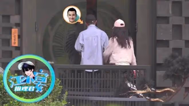 文章疑似和女友約會,兩人牽手摟肩舉止親密,女孩兒年輕貌美