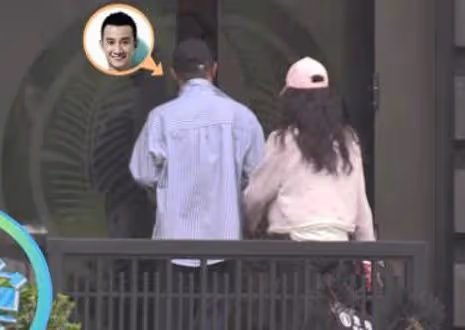 舊情復燃?文章疑與姚笛復合,二人摟肩牽手出遊還同回酒店