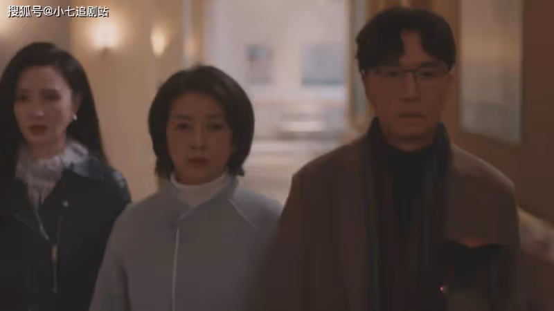 後浪:看懂同學聚會的不歡而散,就明白任新正為何說頭頭是他女兒