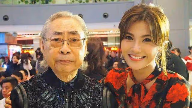 香港知名女星憑藉新劇獲關注!曾出泳裝寫真賣斷貨,遭TVB雪藏