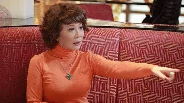 他是蔡明兒子，37歲仍未婚未育，是蔡明驕傲更是她的心病