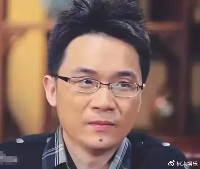 他是蔡明兒子,37歲仍未婚未育,是蔡明驕傲更是她的心病