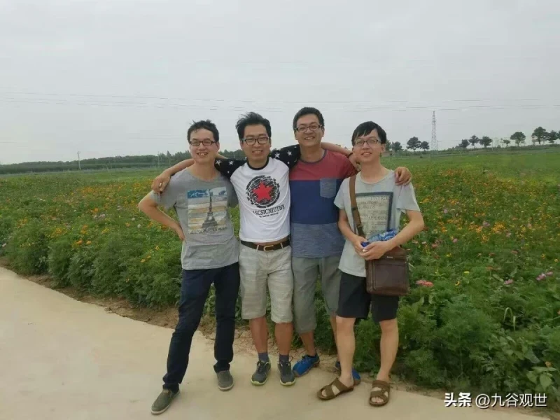 老同學落難！我收留他「包吃住5個月」走時卻一聲不吭　6年之後我結婚「他的賀禮」令我淚流不止