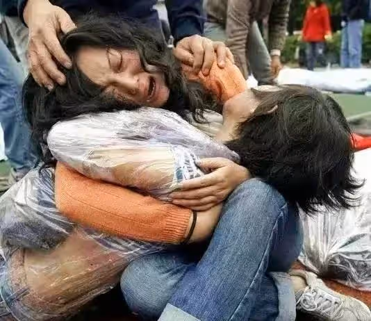 我把命還你!14歲女孩「被母親扇一巴掌後」從17樓跳下 「手寫遺屬」令母親徹底崩潰