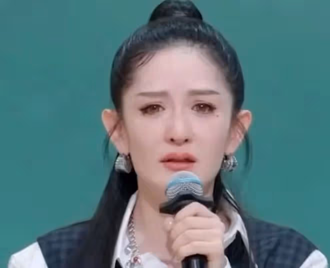 娛樂圈的殘酷真相,在謝娜身上體現的淋漓盡致,她犯了大忌