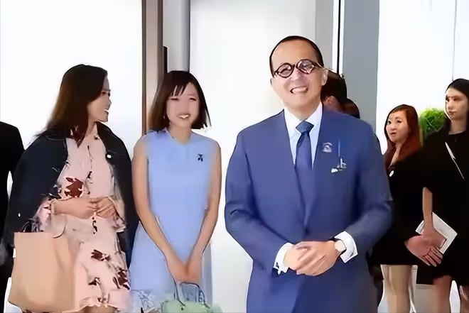 把三子送回李家！梁洛施選擇皈依佛門，往後餘生各自珍重