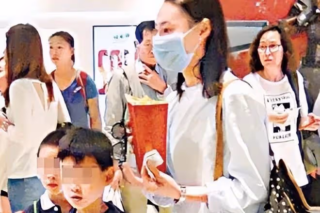 把三子送回李家！梁洛施選擇皈依佛門，往後餘生各自珍重