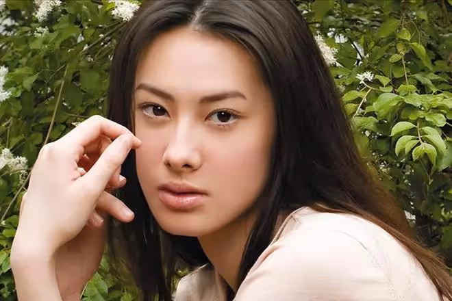 把三子送回李家！梁洛施選擇皈依佛門，往後餘生各自珍重