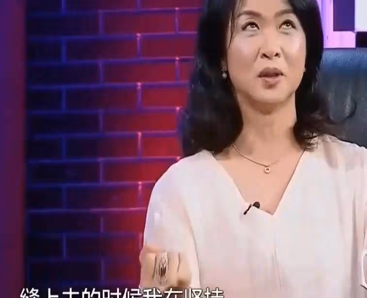 最後一天當男人的金星，在醫院接受採訪，變身手術為什麼不打麻藥
