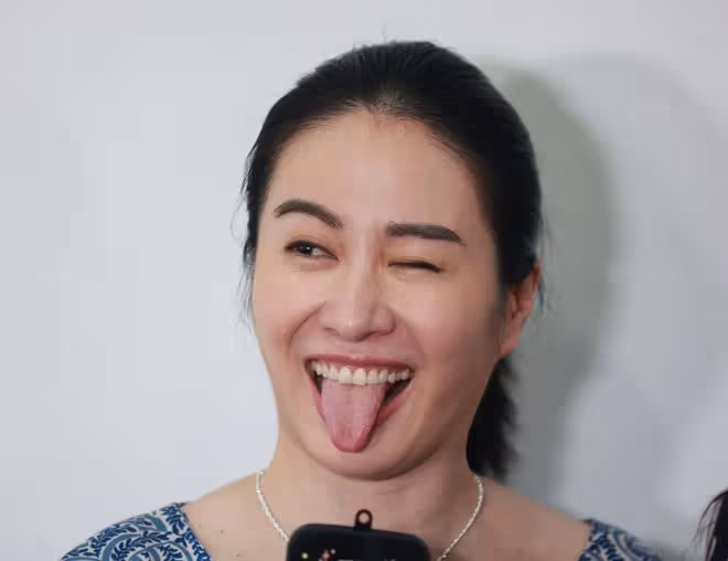被批淪為大媽!TVB前花旦爆直播大露腰間贅肉、粗魯無儀態真實原因!