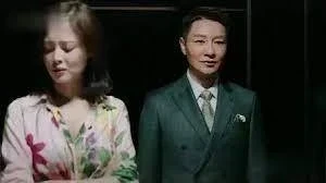前妻往生2年再婚！帶現任妻子去了趟「前岳母家」　一開門頓時我懵了