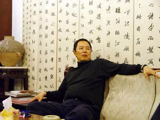 鐵三角西安演話劇,張國立諷刺張鐵林國籍問題,張鐵林當場生氣了